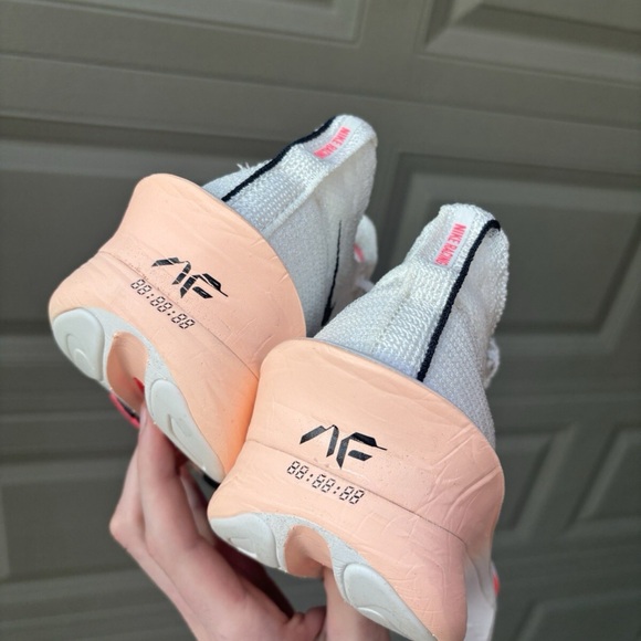 Nike Running - Picture 3 of 5